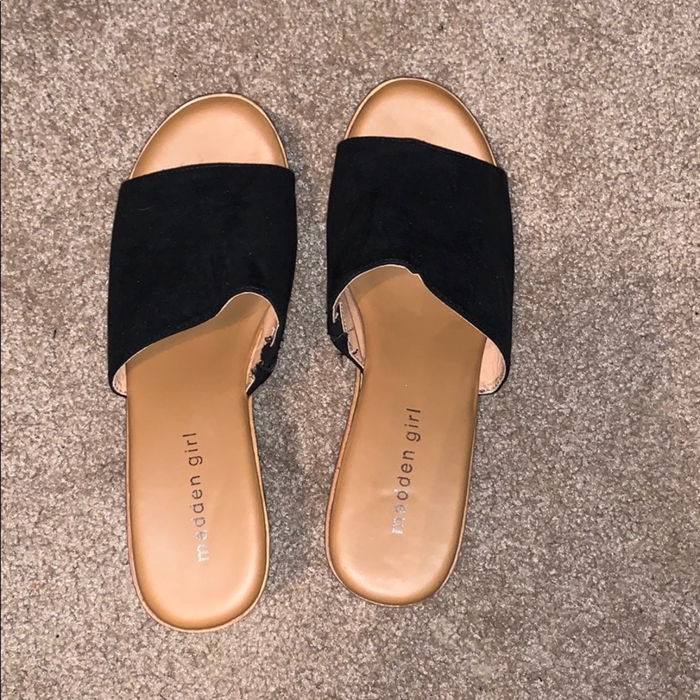 Black platforms
